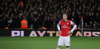 Arsenal Reportedly Targeting Premier League Defender As Mertesacker Replacement